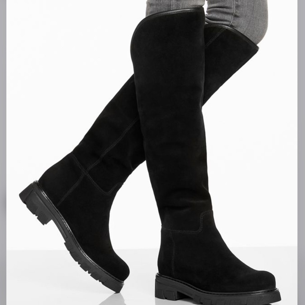 LA CANADIENNE Black Suede Over The Knee Boots 6.5